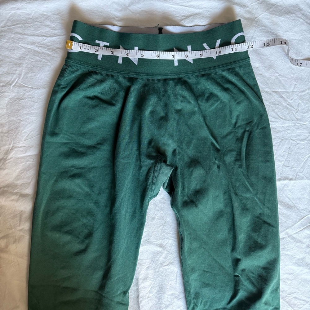 NVGTN Emerald Green Sport Seamless Leggings Size Medium - Picture 7 of 10